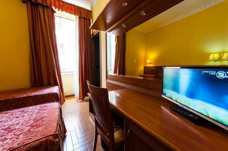 Hotel Lella Rzym Zewnętrze zdjęcie